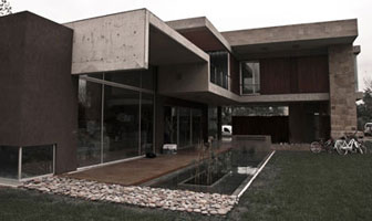 Vivienda en Francisco &Aacute;lvarez (Moreno, Pcia. de Buenos Aires) - Arq. Jos&eacute; Pablo Lotorto