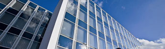 Edificios sostenibles con persianas graduables Griesser