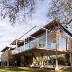 Casa en el río / Juan Alfaro + María Emilia Lafranconi