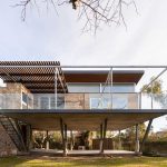 Casa en el río / Juan Alfaro + María Emilia Lafranconi