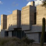 Casa HMZ / Lucio Muniain et al.