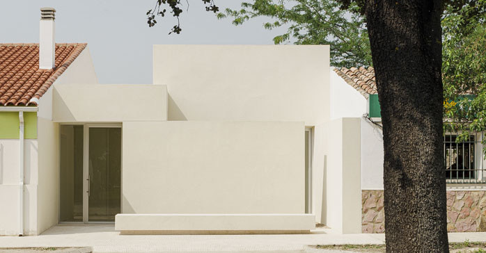 Escuela infantil de Aguas Nuevas / Iterare Arquitectos