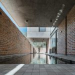 Casa YH / Blending Dots