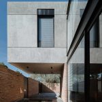 Casa YH / Blending Dots