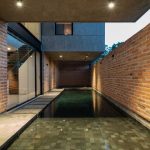 Casa YH / Blending Dots