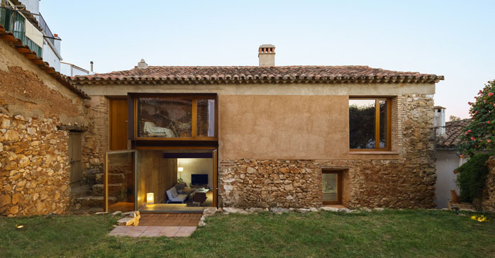 Casa-Estudio en Galaroza / inN Arquitectura